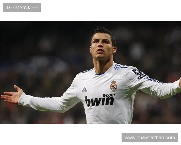 凤仙足球明星的崛起与成就揭秘，谁是当今最耀眼的球场之星