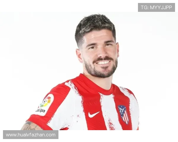 新一代足球明星帅气写真展现青春活力与运动魅力